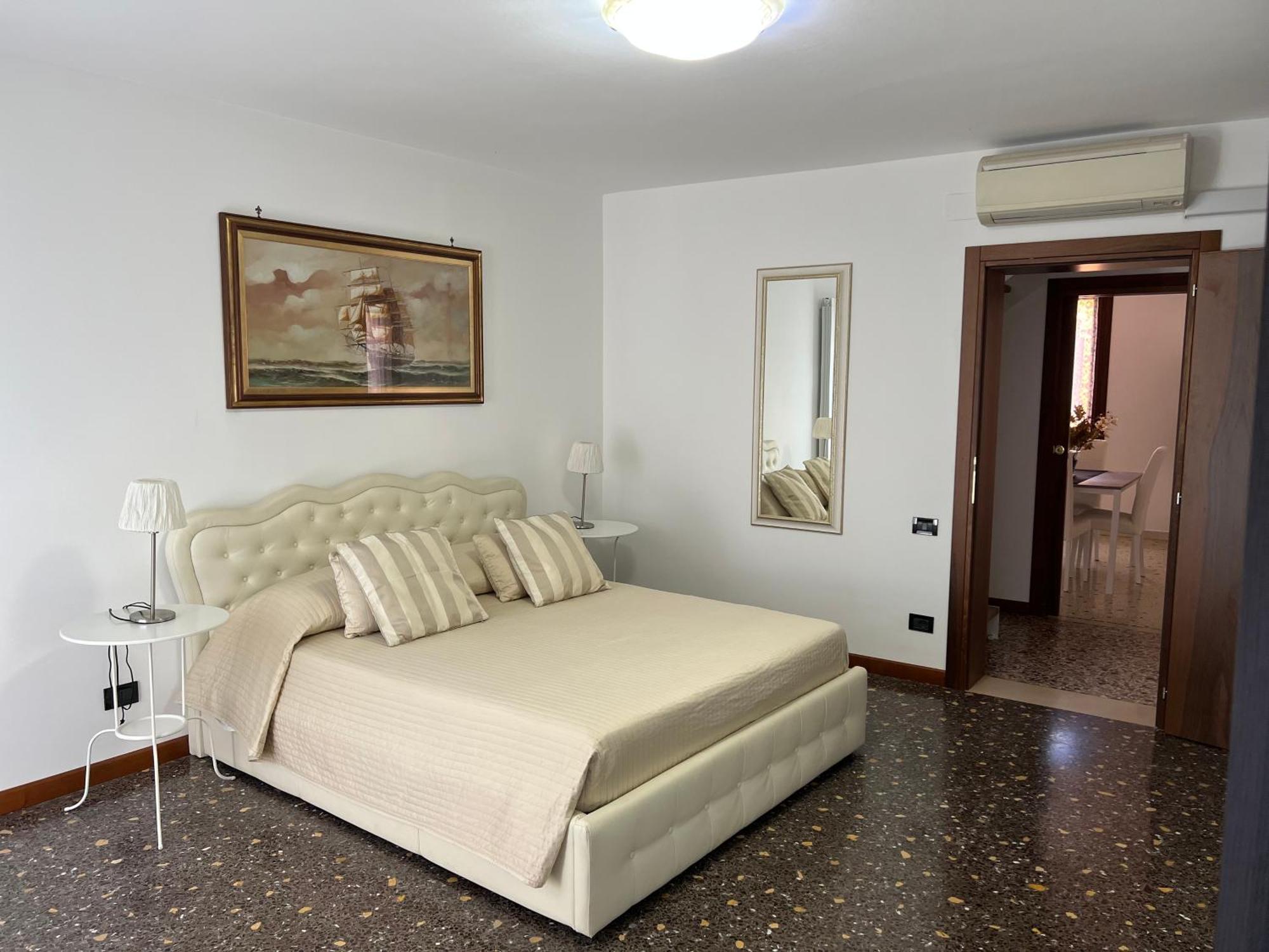 Ca' Delfina Holiday Home Venezia Esterno foto