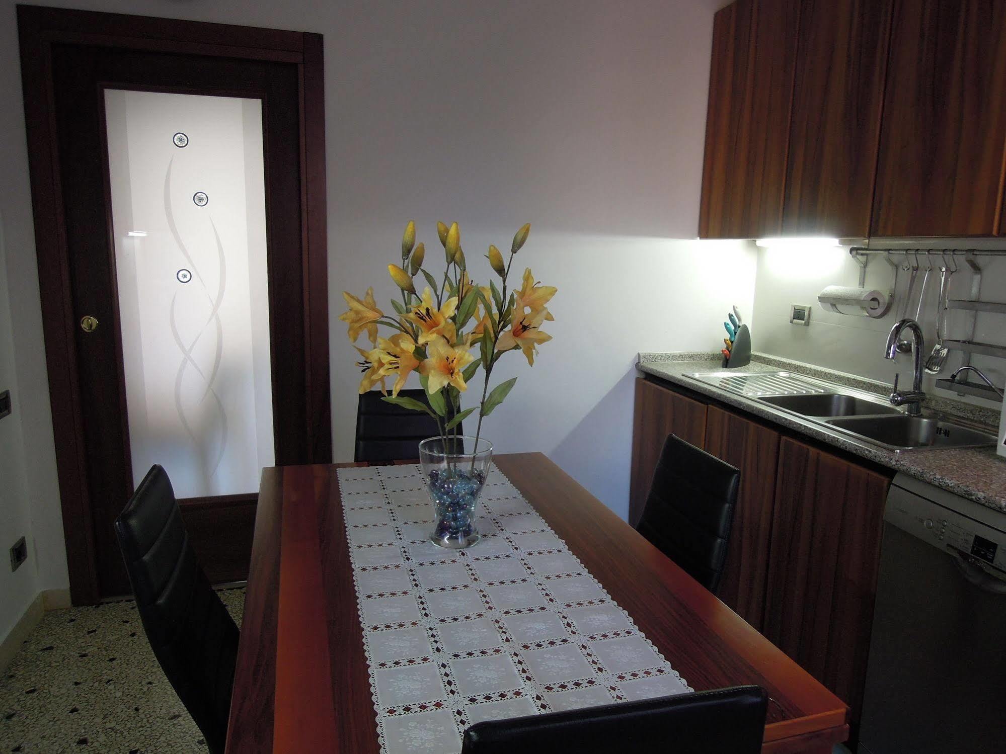 Ca' Delfina Holiday Home Venezia Esterno foto